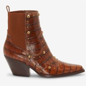 NWOB Vince Camuto Norley Bootie